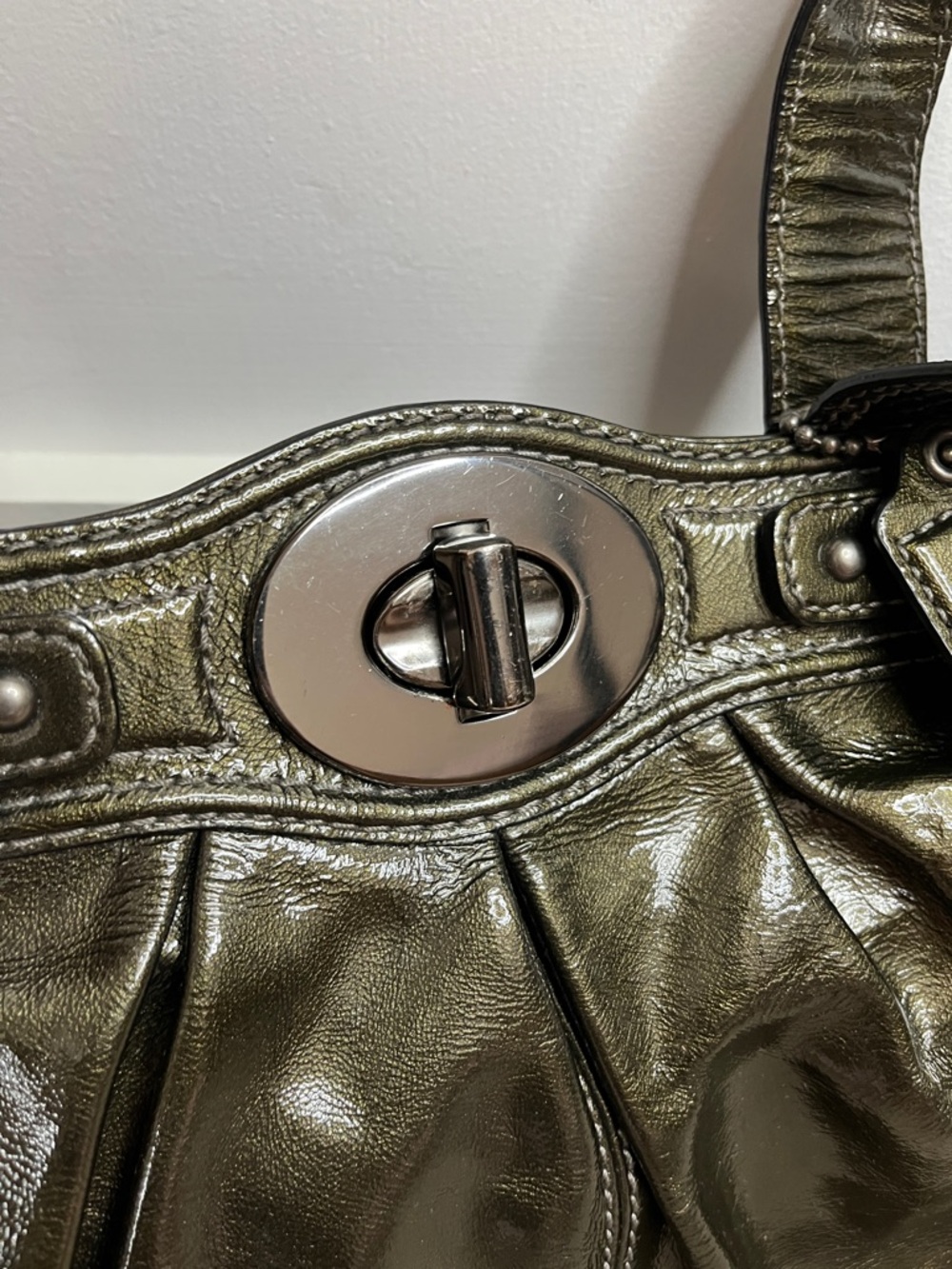 Coach D0973-13915 Mia Gunmetal Pleated Leather Carryall Shoulder Bag - Picture 6 of 16